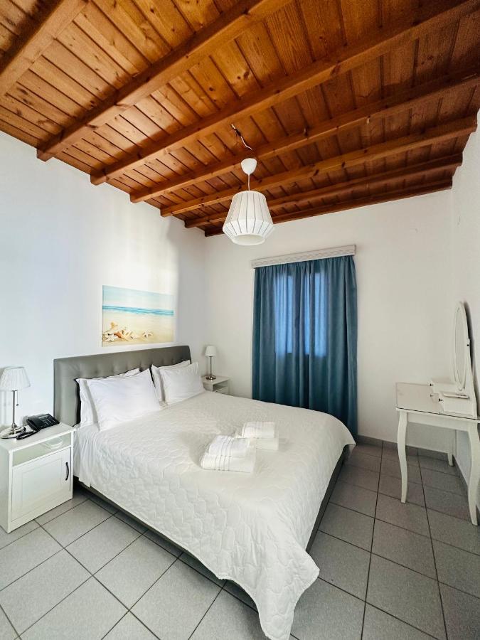 Villa Oceania Tourlos Esterno foto